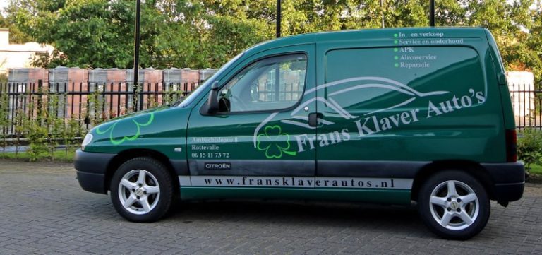 Het bedrijfsbusje van Frans Klaver Auto's